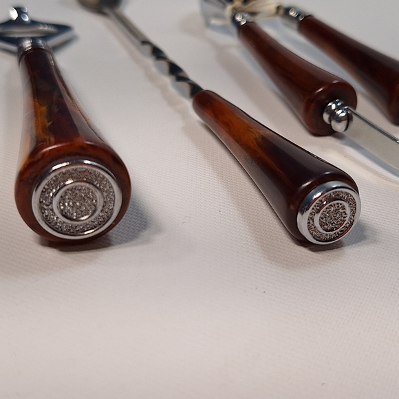 Glo Hill Vintage Made In Canada Bakelite Faux Walnut 3 Pc. Bar Set - Picture 4 of 9